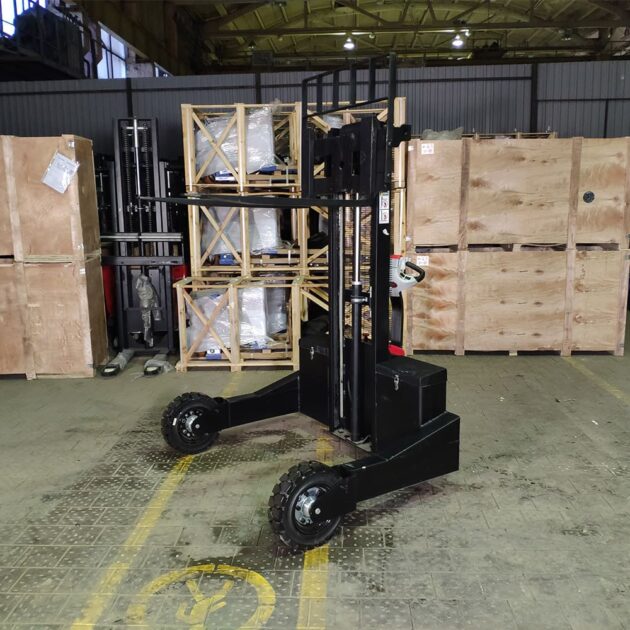 Самоходный Штабелер для Бездорожья AX 1016RT OXLIFT 1600 мм 1000 кг — изображение 4