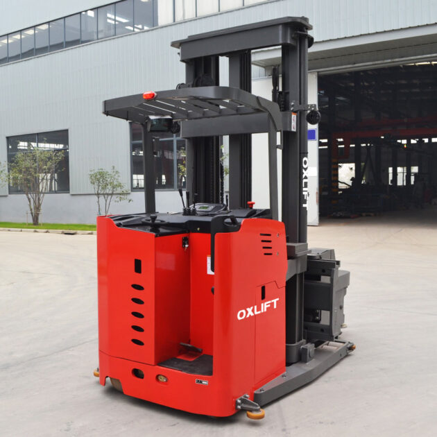 Ричтрак с Трехсторонней Обработкой Грузов MC15-85 OXLIFT 8500 мм 1500 кг — изображение 8