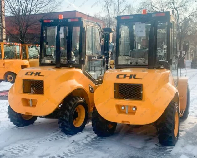 Вилочный дизельный автопогрузчик CHL 3,5 т высокой проходимости, полный привод