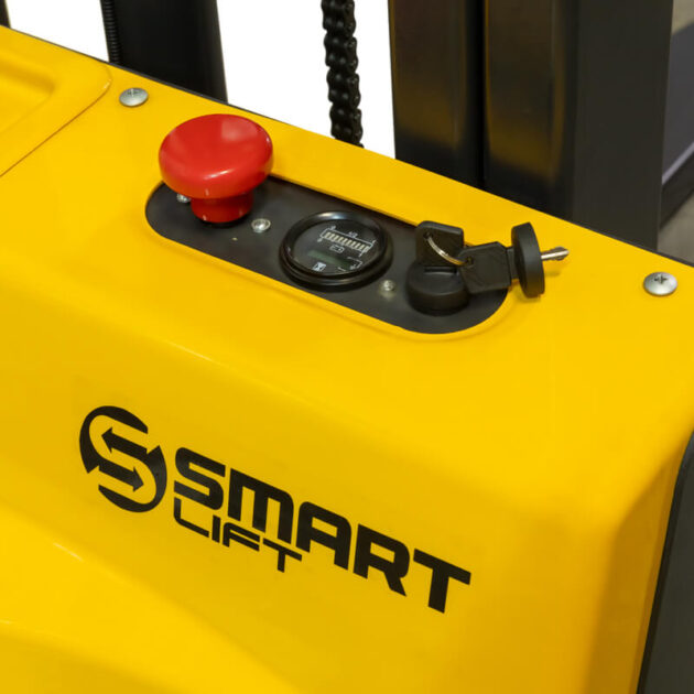 Штабелер самоходный CDD12A (1200 кг; 3,5 м; 24В / 85Ач) SMARTLIFT — изображение 10