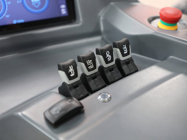 Ричтрак CQD20-D (2000 кг; 11,1 м; li-ion 48В / 450 Ач) SMARTLIFT — изображение 8
