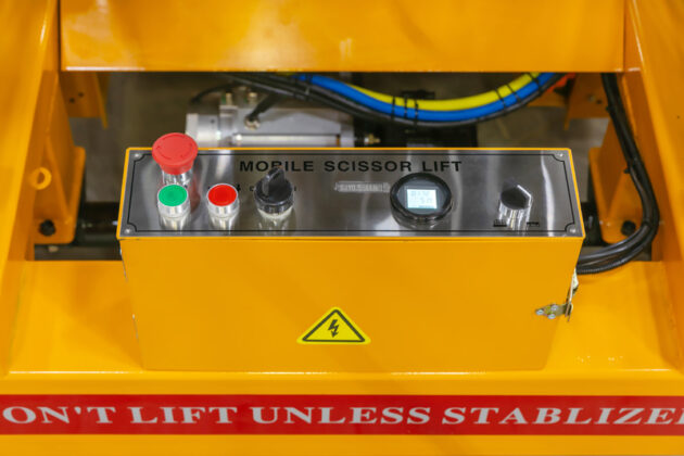 Подъемник ножничный самоходный SJY-0.5-11A (500 кг; 11 м) SMARTLIFT — изображение 12