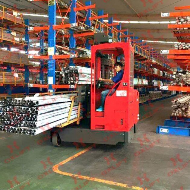 Четырёхходовой Ричтрак MFB25-65 OXLIFT 6500 мм 2500 кг — изображение 2