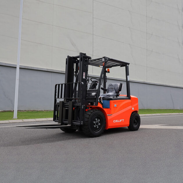 Электропогрузчик Вилочный RX 3050L OXLIFT 3000 кг 5000 мм Li-Ion, Side-Shift — изображение 5